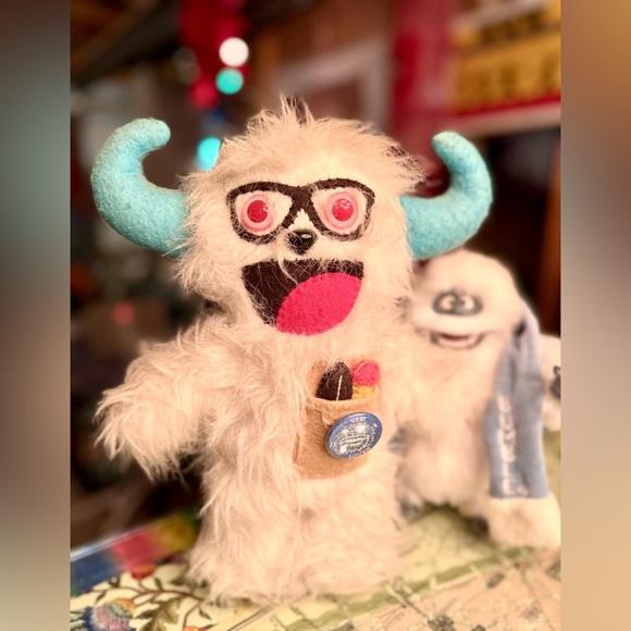Yeti NERD Abominable Snowman Plush & Felt Doll - Picture 3 of 9